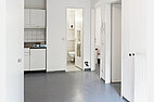 Foto Wohnheim Hechtsheim WG-Bereich - Pentryküche, Badezimmer, Eingangstüren Zimmer