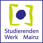 Kein Foto von einer Person, sondern das Logo des Studierendenwerk Mainz eingefasst von einem blauen Quadrat.